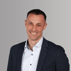 Tibor Pákozdi